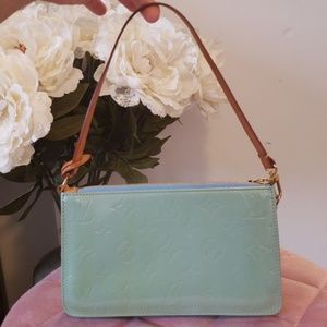 Louis Vuitton Vernis Pochette